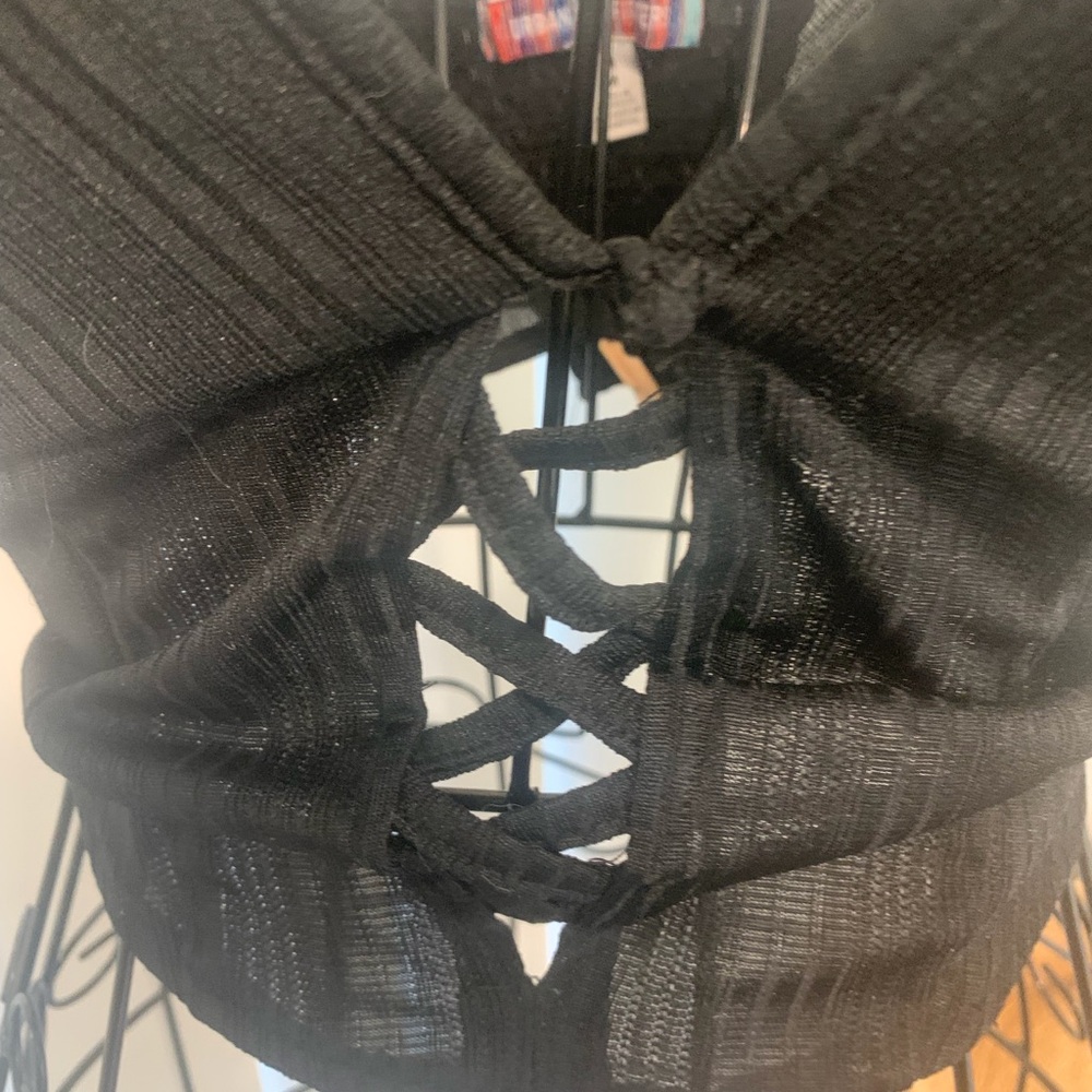Urban Outfitters Black Ribbed Lace-Up Crop Top - Picture 2 of 7